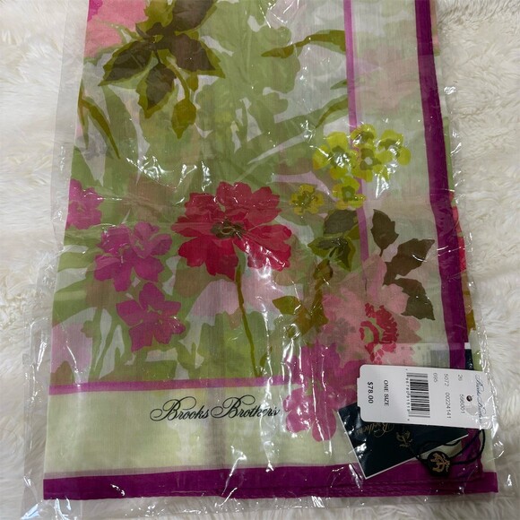 Brooks Brothers Other - Brooks Brothers Pocket Square Mens One Size Pink Floral Print Sealed NWT